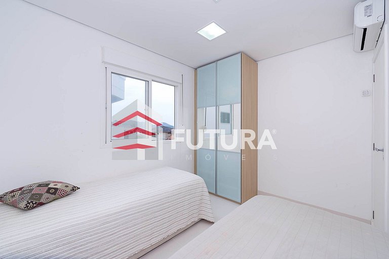Apartamento com 03 dormitórios - LA208F