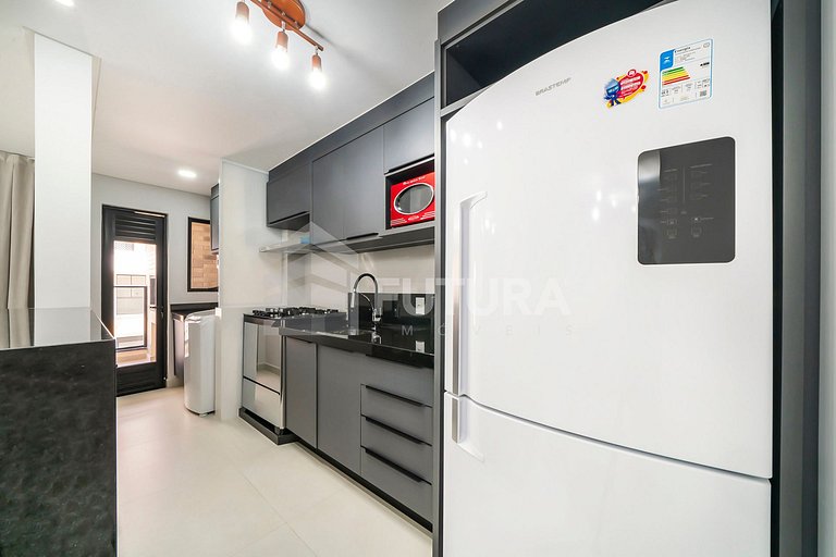Apartamento com 03 dormitórios - LA013EF