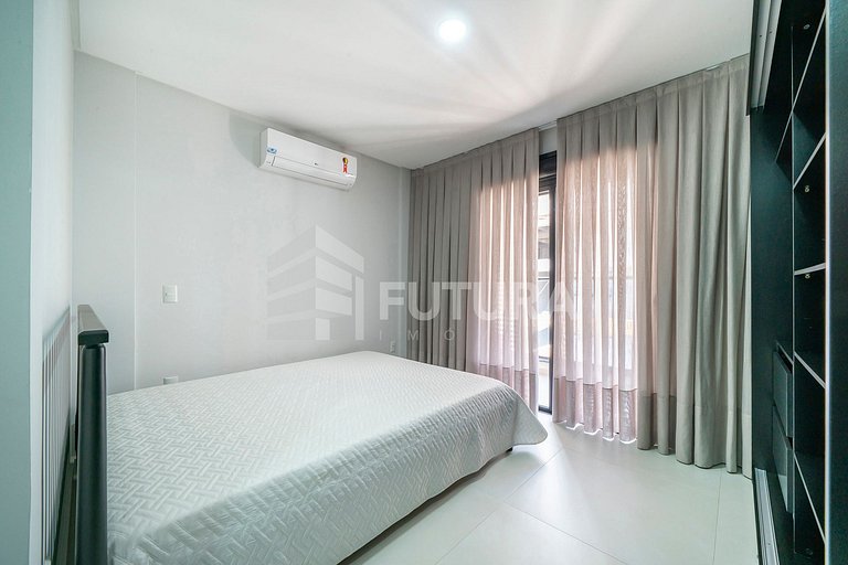 Apartamento com 03 dormitórios - LA013EF