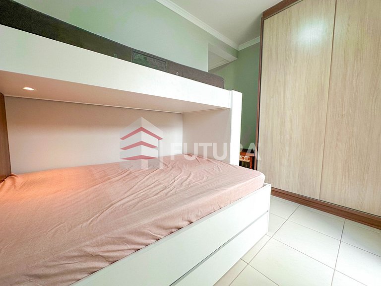 Apartamento 02 dormitórios 120mts da praia;