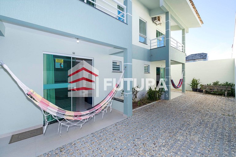 SOBRADO DE 2 DORMITÓRIOS A 180M DA PRAIA - LC123F