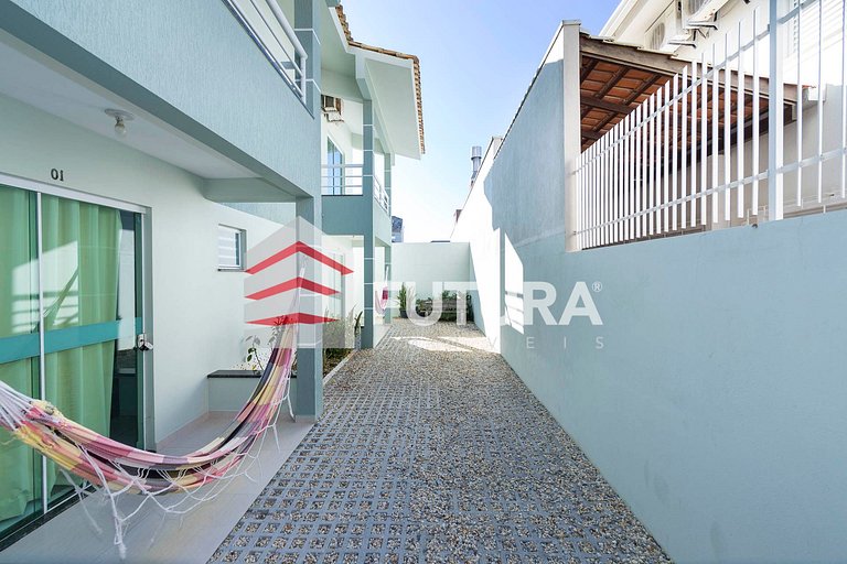 SOBRADO DE 2 DORMITÓRIOS A 180M DA PRAIA - LC123F