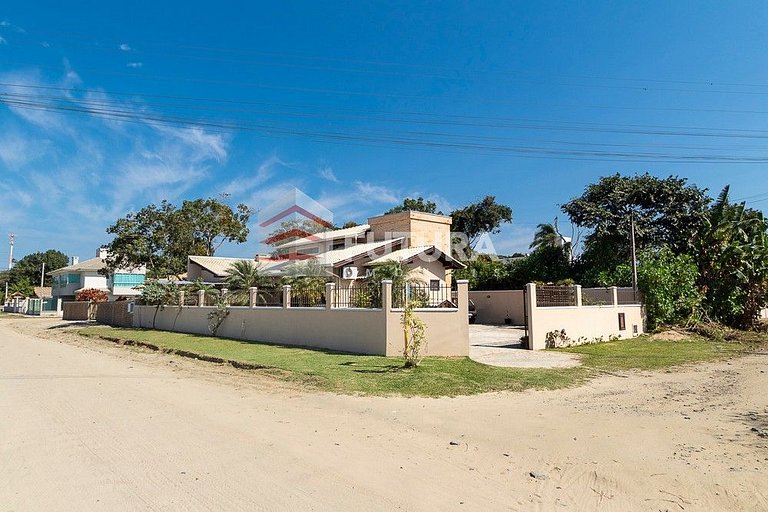 CASA DE 4 DORMITÓRIOS EM MARISCAL