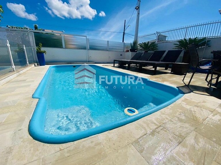 CASA COM PISCINA EM ZIMBROS - LC140F
