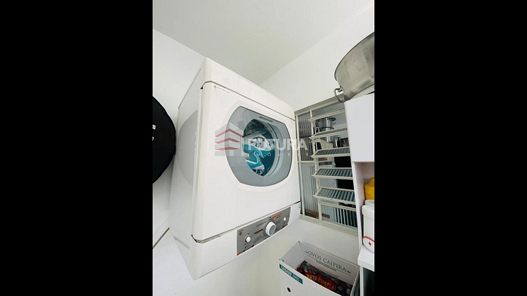 CASA COM PISCINA EM ZIMBROS - LC140F