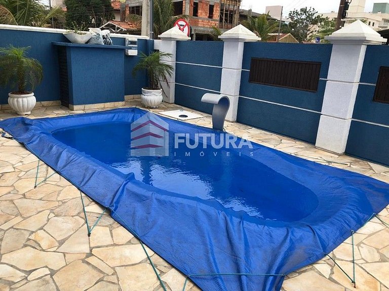 SOBRADO COM PISCINA E 04 DORMITÓRIOS