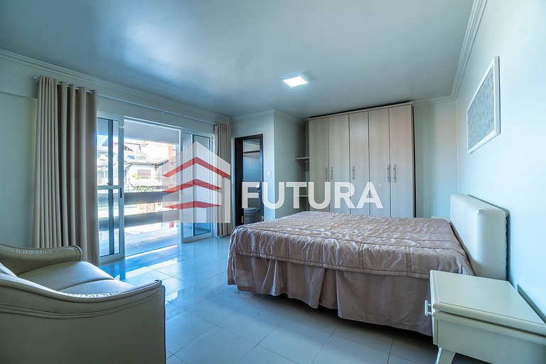 CASA COM 03 SUÍTES NA PRAIA DO MARISCAL - LC125F