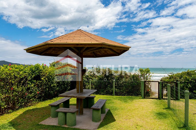 SOBRADO DUPLEX BEIRA MAR