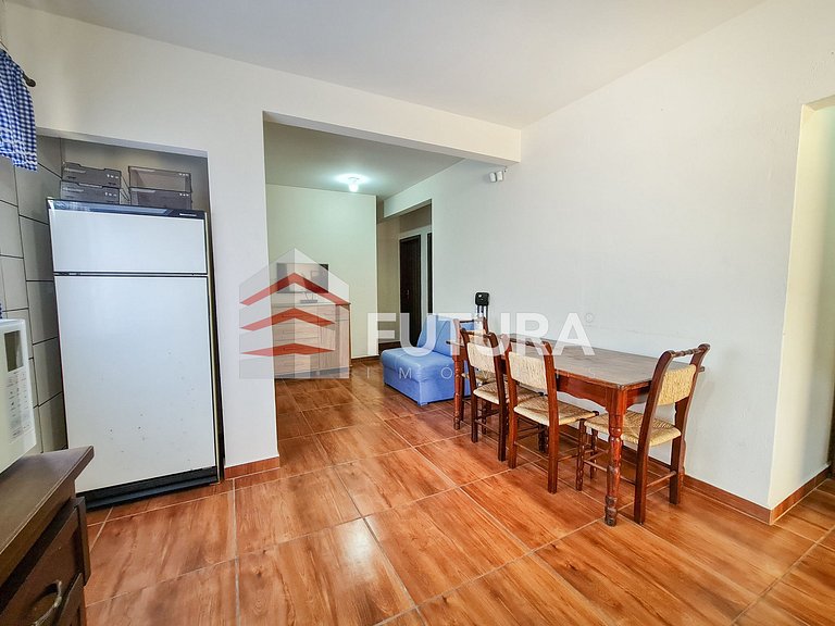 Apartamento térreo com 02 dormitórios - LA229F