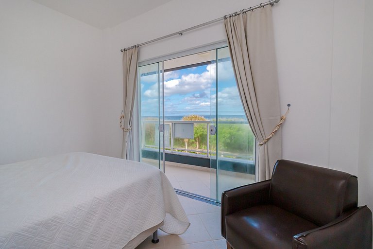 Apartamento 02 dormitórios frente mar - LA214F