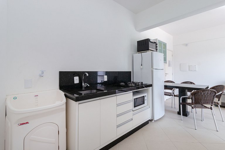Apartamento 01 dormitórios vista mar - LA215F