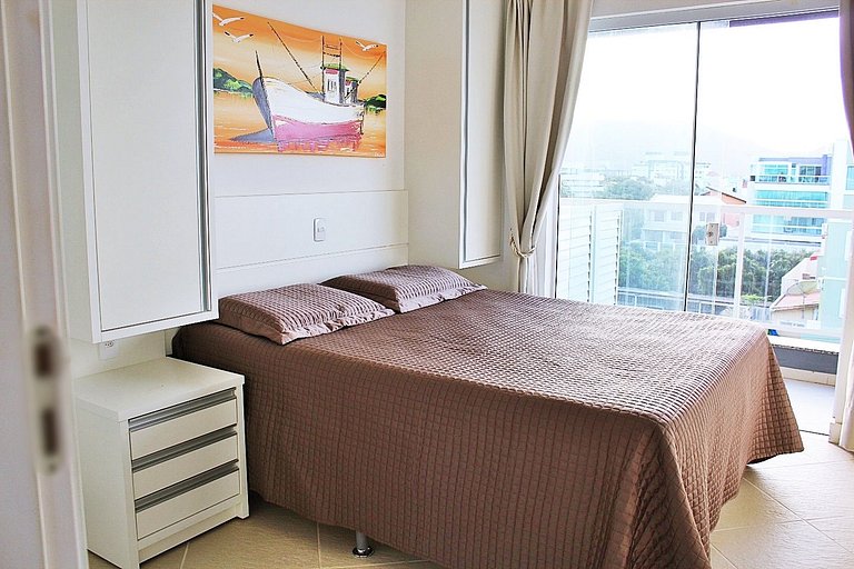 Cobertura com jacuzzi e vista mar - LA221F