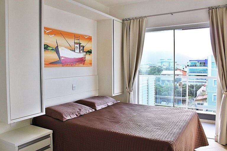 Cobertura com jacuzzi e vista mar - LA221F
