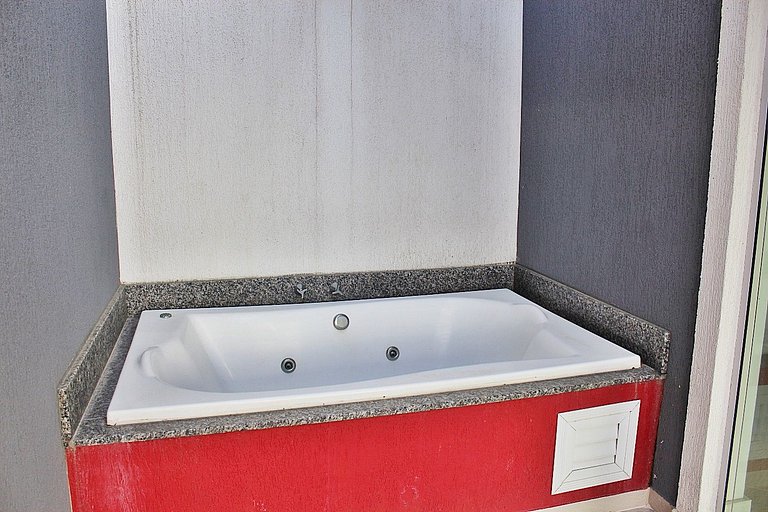 Cobertura com jacuzzi e vista mar - LA221F