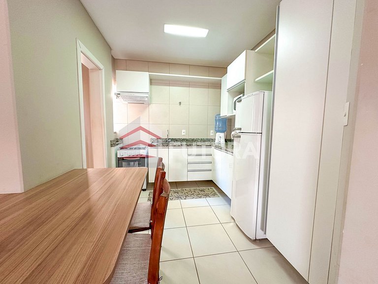 Apartamento 02 dormitórios 120mts da praia;