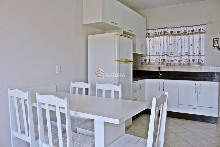 APARTAMENTO 03 DORMITORIOS 15MTS DA PRAIA;