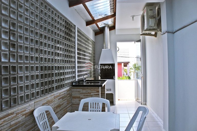 APARTAMENTO 03 DORMITORIOS 15MTS DA PRAIA;