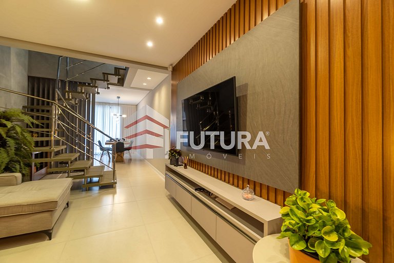 TRIPLEX COM PISCINA E 03 SUÍTES - LA259F