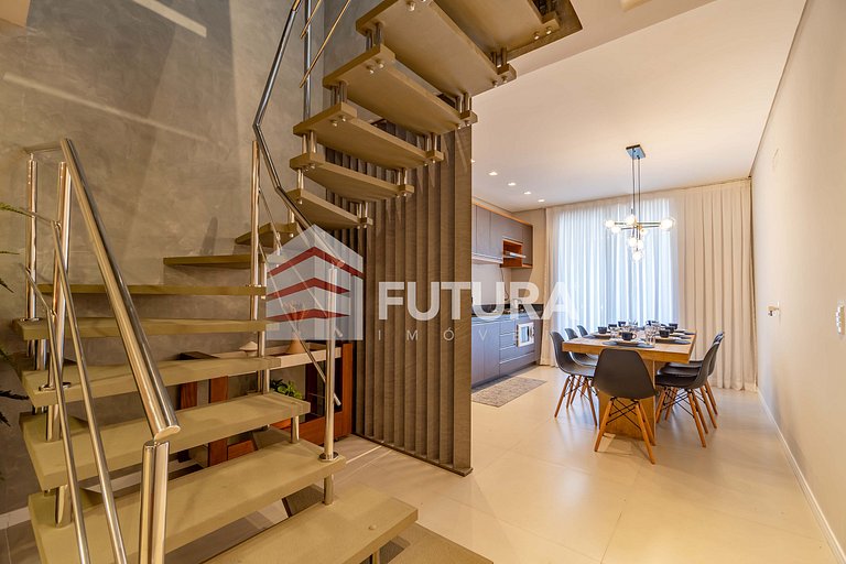 TRIPLEX COM PISCINA E 03 SUÍTES - LA259F