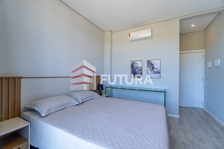 TRIPLEX COM PISCINA E 03 SUÍTES - LA259F