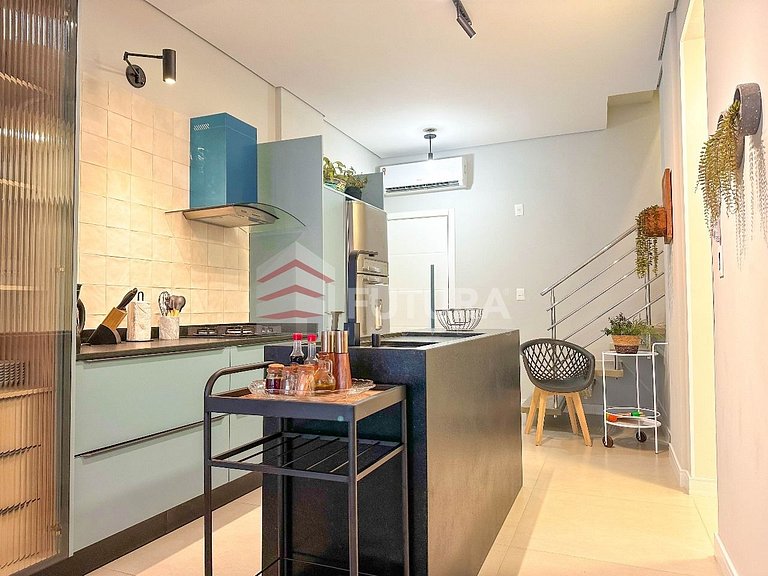 Apartamento com 03 dormitórios - LA260F