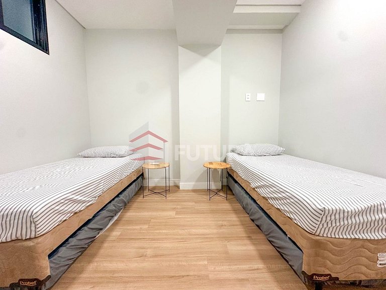 Apartamento com 03 dormitórios - LA260F