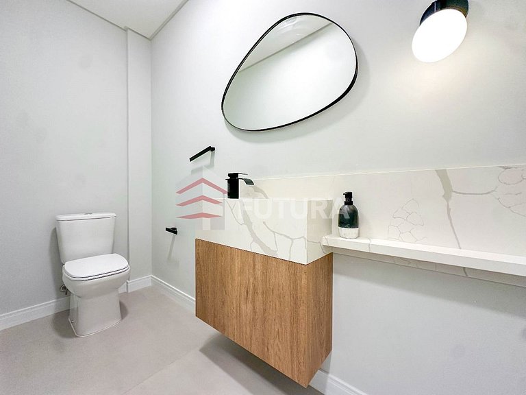 Apartamento com 03 dormitórios - LA260F