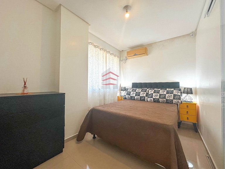 Apartamento de 03 dormitórios - LA061EF