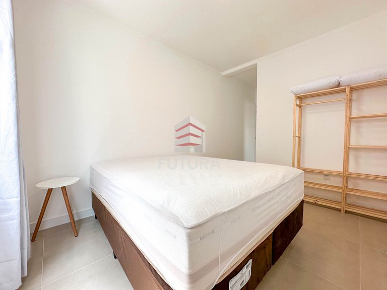APARTAMENTO DE 02 DORMITORIOS A 100 MTS DA PRAIA;