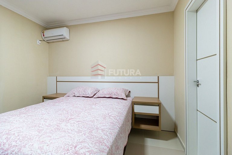 CASA COM PISCINA E 05 DORMITÓRIOS - LC101F