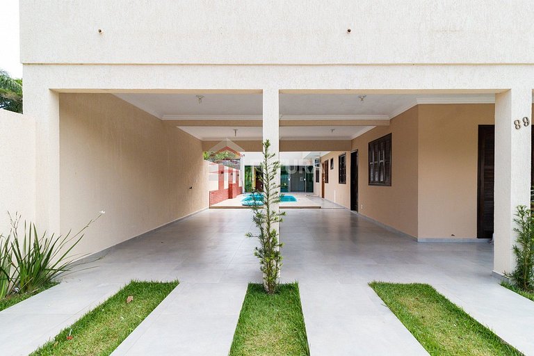 CASA COM PISCINA E 05 DORMITÓRIOS - LC101F