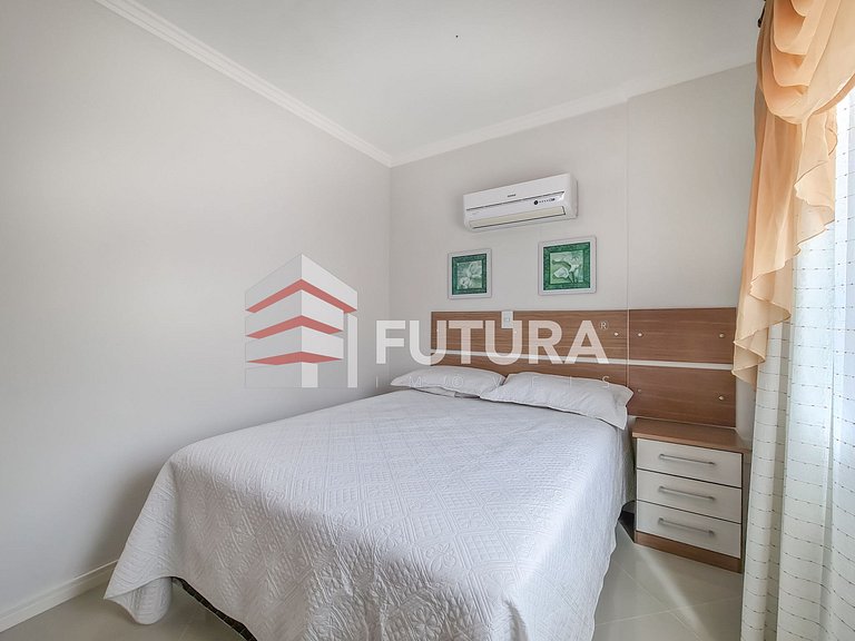 DUPLEX COM 02 DORMITORIOS A 20MTS DO MAR;