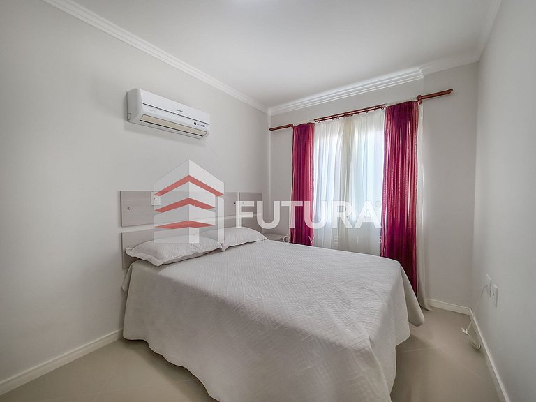 DUPLEX COM 02 DORMITORIOS A 20MTS DO MAR;