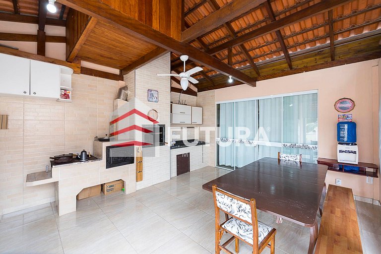 CASA EM MORRINHOS COM 04 DORMITÓRIOS - LC103F