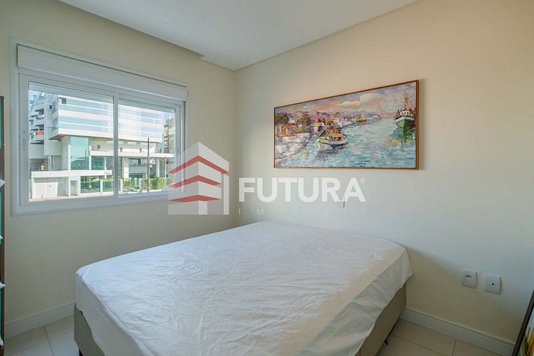 Apartamento com 03 dormitórios - LA003EF