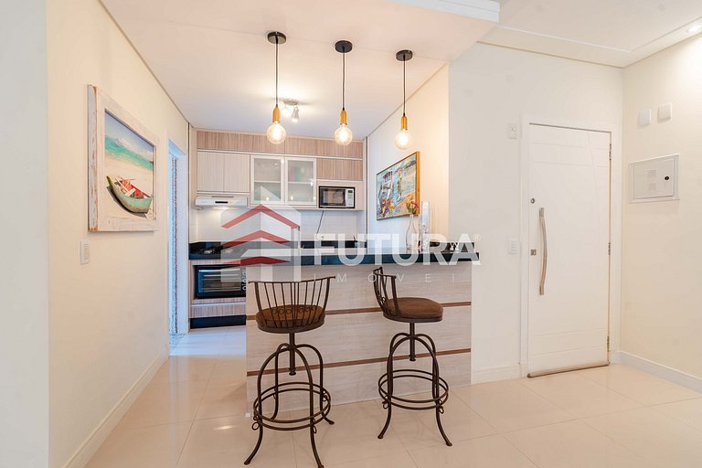 Apartamento com 03 dormitórios - LA003EF