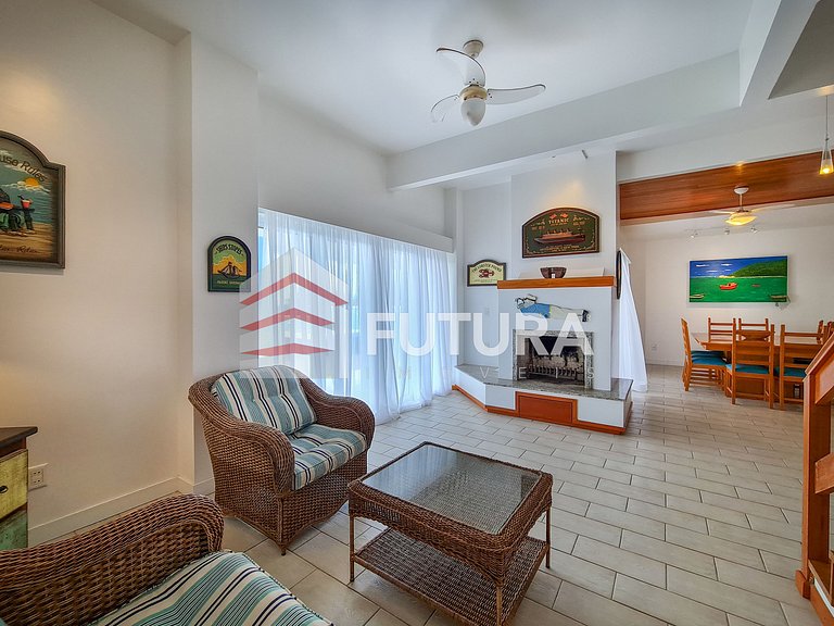 Casa beira mar com 05 dormitórios - LC113F