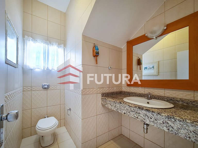 Casa beira mar com 05 dormitórios - LC113F