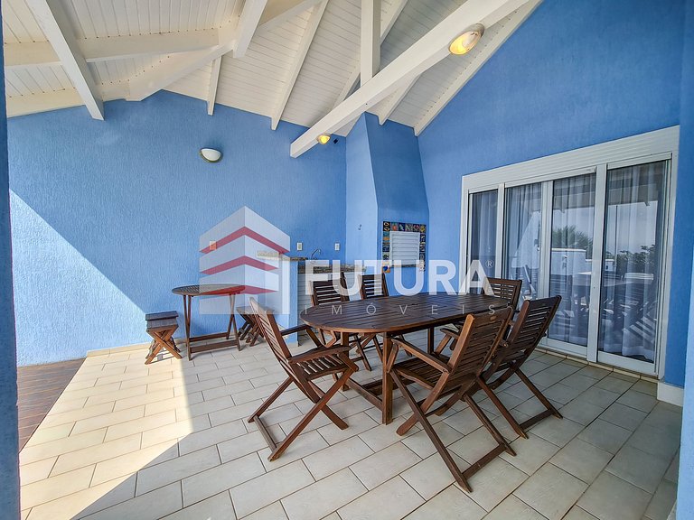 Casa beira mar com 05 dormitórios - LC113F