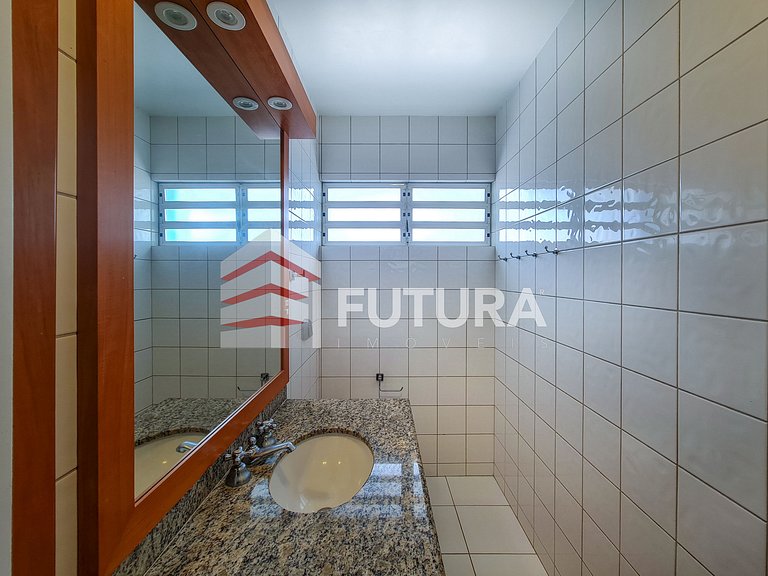 Casa beira mar com 05 dormitórios - LC113F