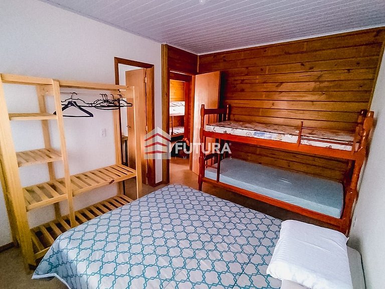 Casa com piscina no Mariscal - LC146F