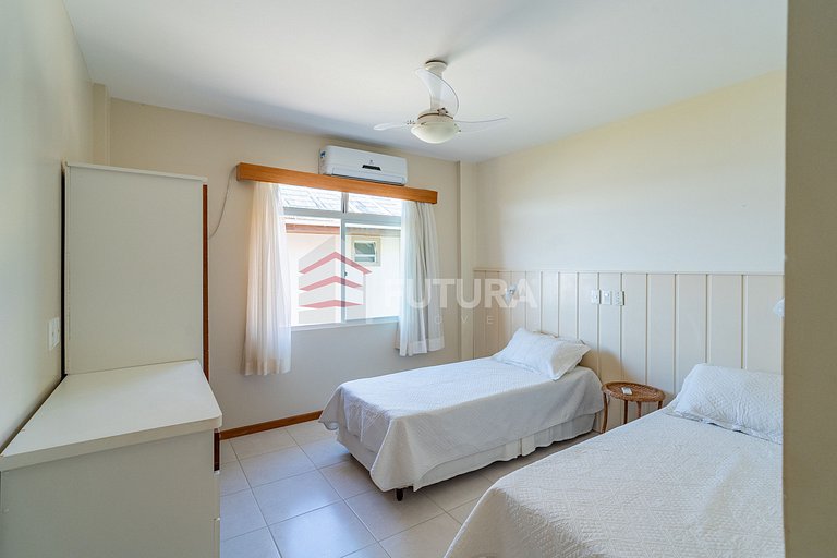 Apartamento com 02 dormitórios Beira Mar - LA039EF