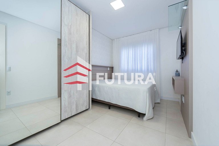 Apartamento 03 dormitórios na praia de Mariscal - LA007EF