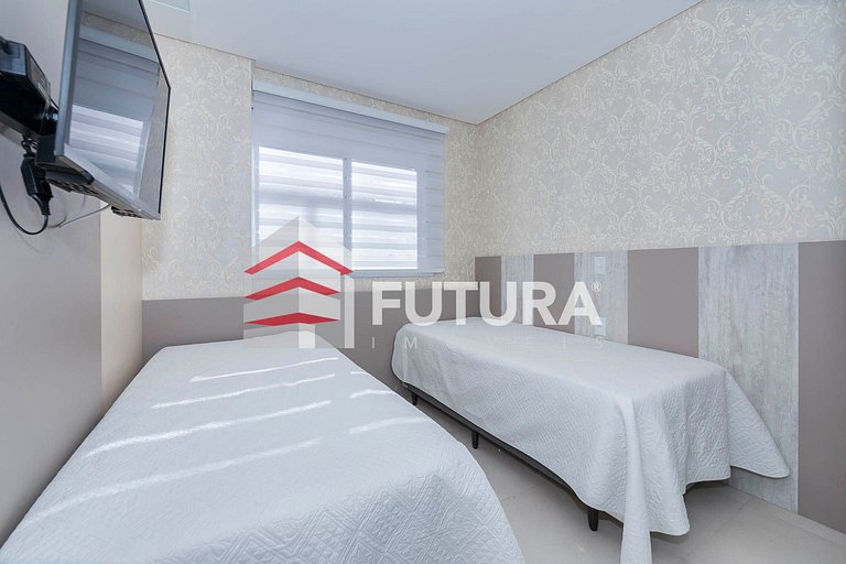 Apartamento 03 dormitórios na praia de Mariscal - LA007EF