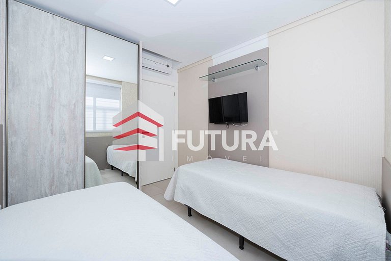Apartamento 03 dormitórios na praia de Mariscal - LA007EF