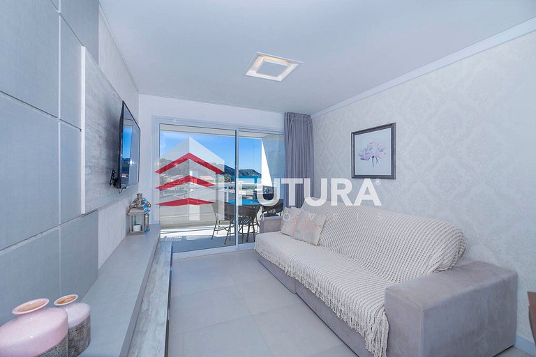 Apartamento 03 dormitórios na praia de Mariscal - LA007EF