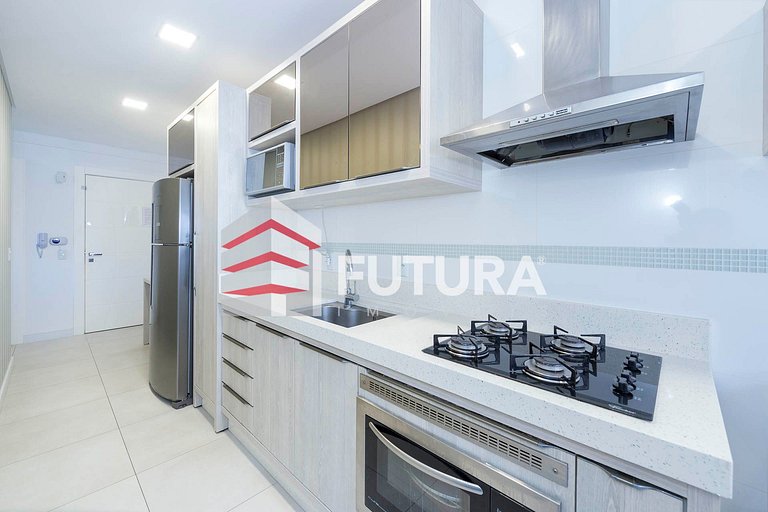 Apartamento 03 dormitórios na praia de Mariscal - LA007EF