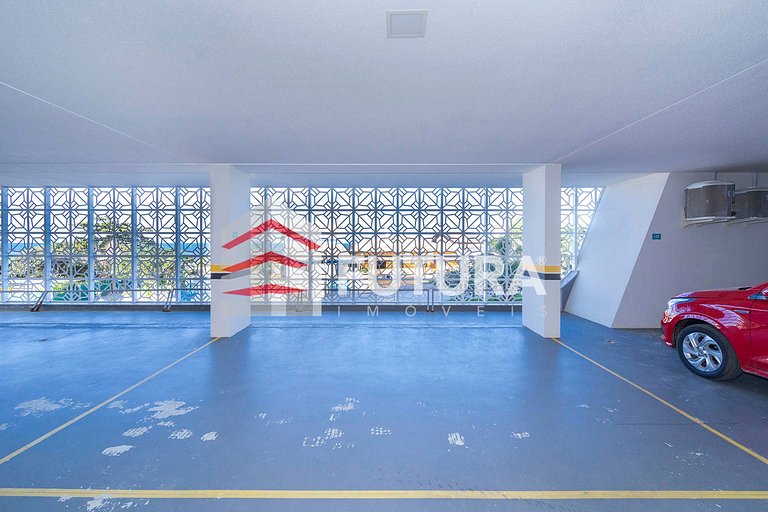 Apartamento 03 dormitórios na praia de Mariscal - LA007EF