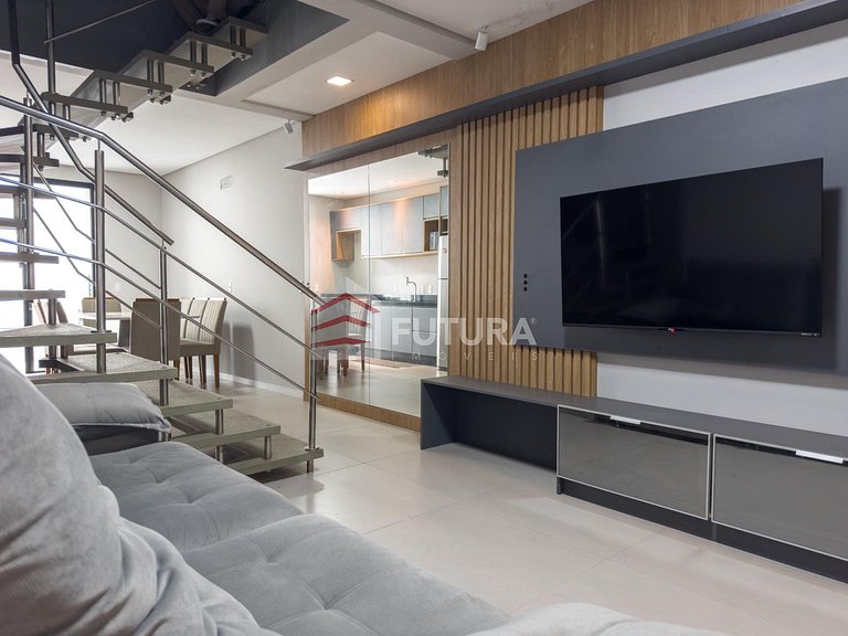 SOBRADO TRIPLEX COM JACUZZI
