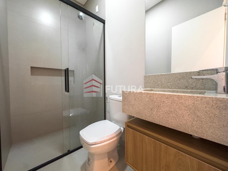 SOBRADO TRIPLEX COM JACUZZI